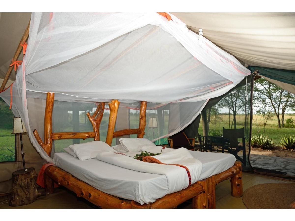 Ikoma Bush Camp Robanda 外观 照片